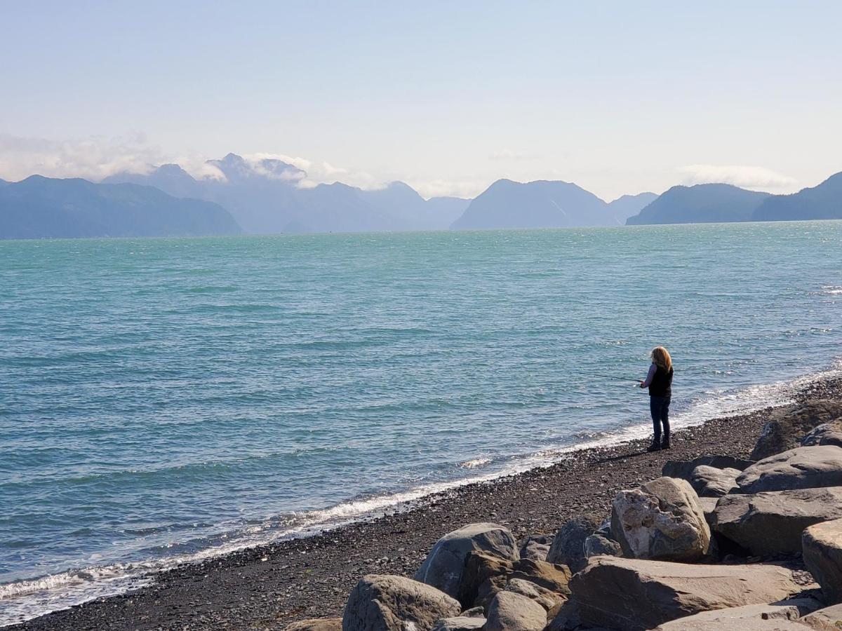 Resurrection Lodge On The Bay Seward Buitenkant foto